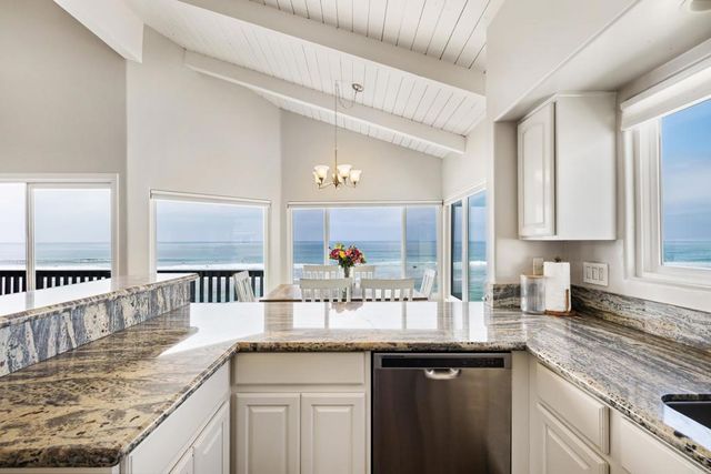 1317 S Pacific Street, Oceanside, CA 92054