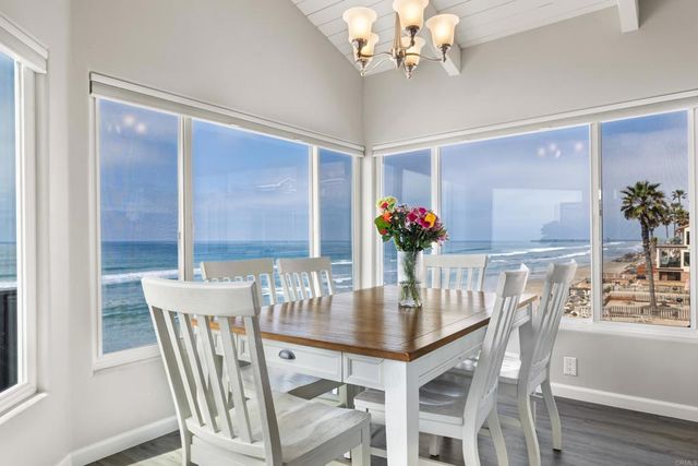 1317 S Pacific Street, Oceanside, CA 92054