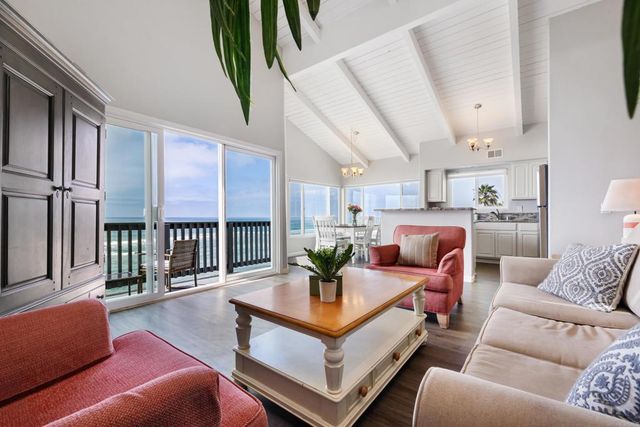 1317 S Pacific Street, Oceanside, CA 92054