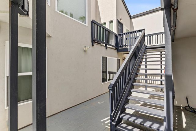 1317 S Pacific Street, Oceanside, CA 92054