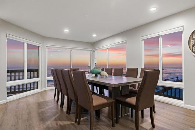 1317 S Pacific Street, Oceanside, CA 92054