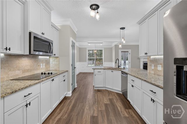 110 Vintage Drive, Guyton, GA 31312