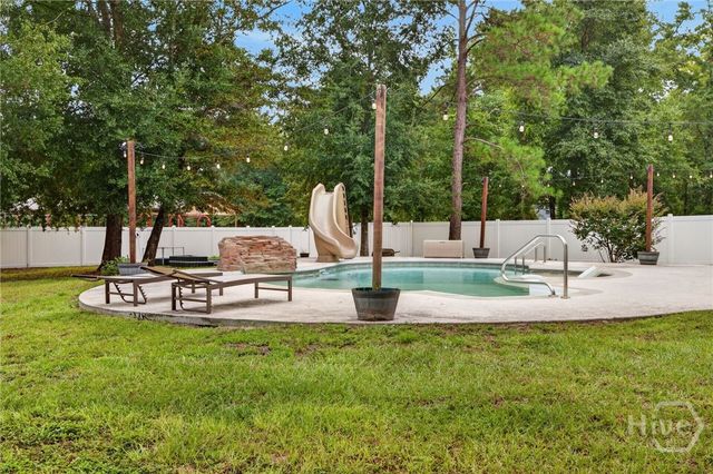 110 Vintage Drive, Guyton, GA 31312