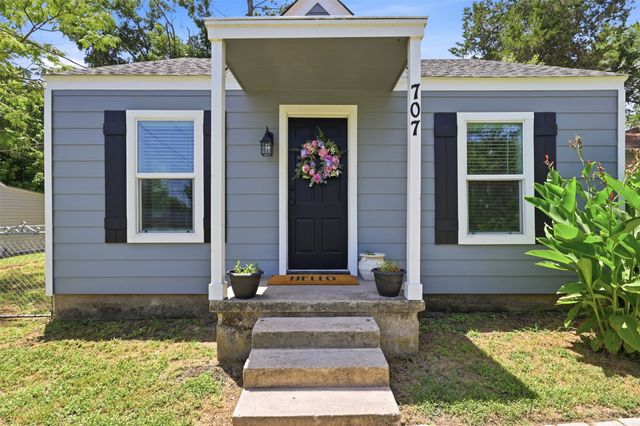707 W Water Street, Weatherford, TX 76086