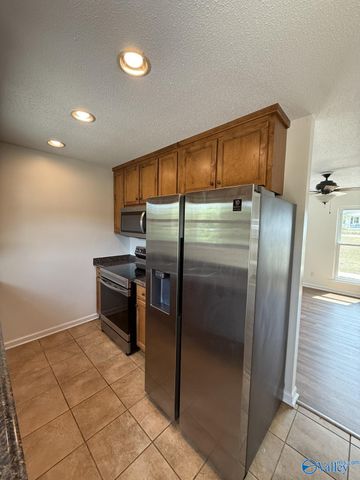 1551 Ready Section Road, Hazel Green, AL 35750