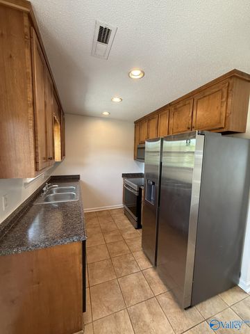 1551 Ready Section Road, Hazel Green, AL 35750