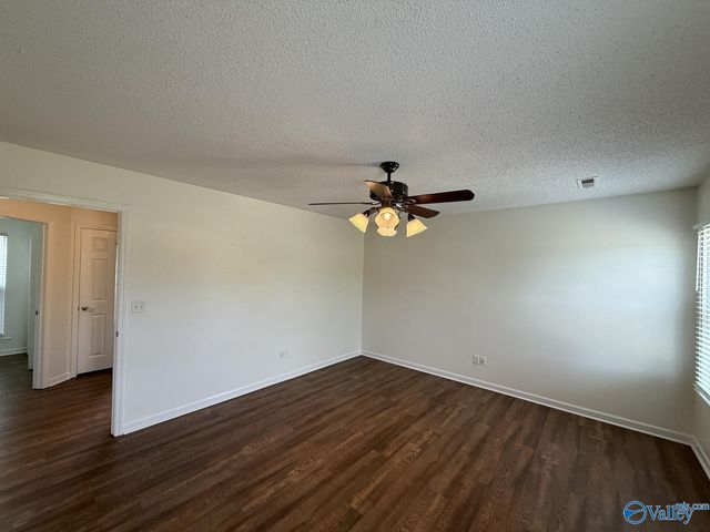 1551 Ready Section Road, Hazel Green, AL 35750