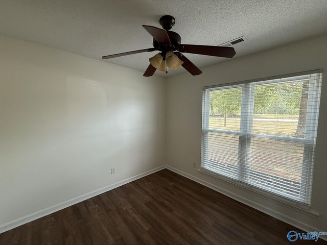 1551 Ready Section Road, Hazel Green, AL 35750