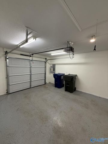 1551 Ready Section Road, Hazel Green, AL 35750