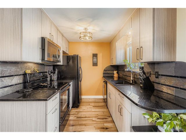 382 Gladiola St, Golden, CO 80401