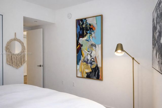 31 SE 6th St 301, Miami, FL 33131