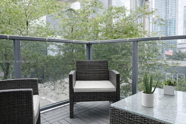 31 SE 6th St 301, Miami, FL 33131