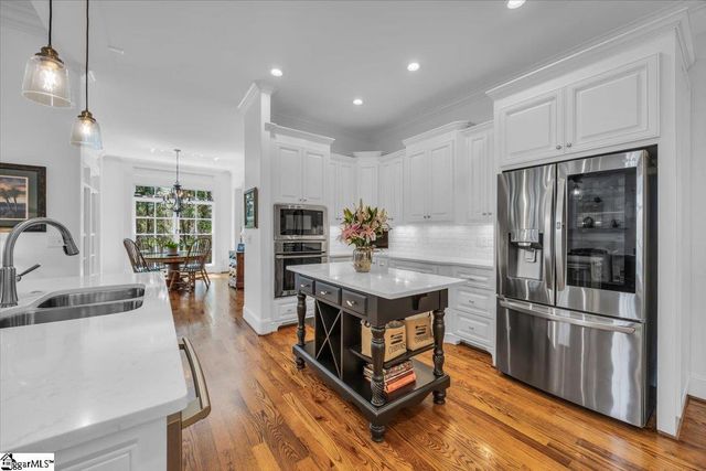 6 Angel Oak Court, Greenville, SC 29615