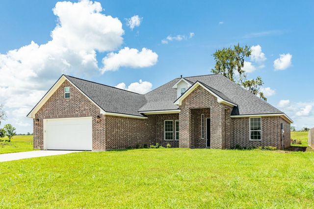 2138 Twin Lakes Boulevard, West Columbia, TX 77486