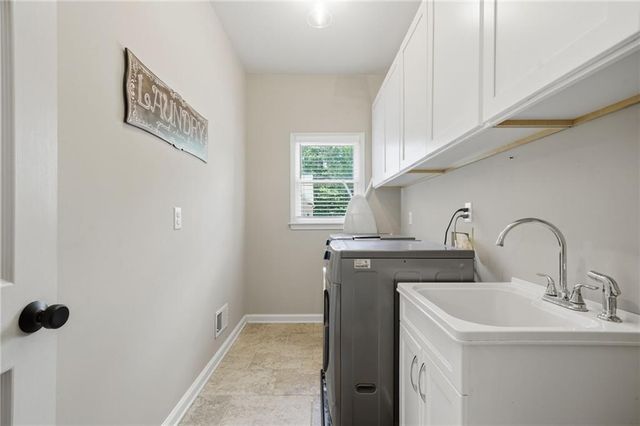 1400 Chattahoochee Run Drive, Suwanee, GA 30024