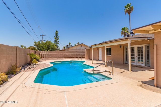 1881 E PALMCROFT Drive, Tempe, AZ 85282