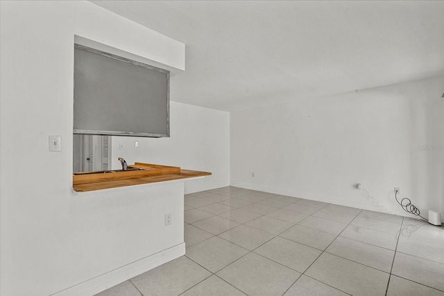 4035 S SCHOOL AVENUE B3, Sarasota, FL 34231
