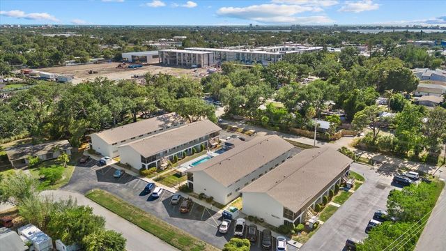4035 S SCHOOL AVENUE B3, Sarasota, FL 34231
