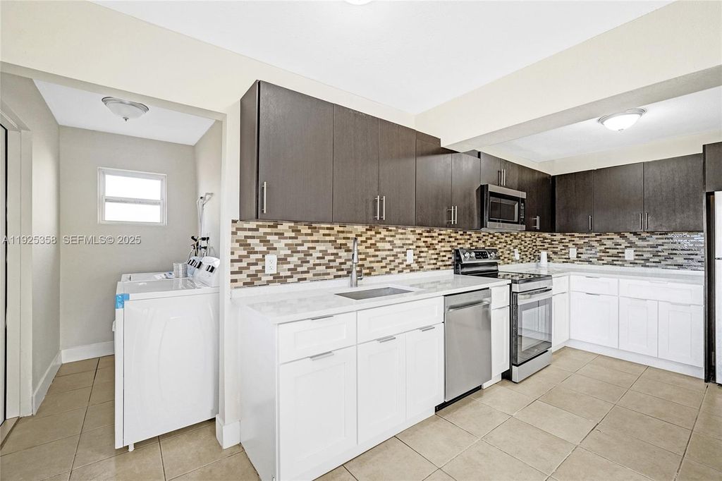 Image 23 of property listing at 1777 NW 34th Ave, Lauderhill, FL 33311