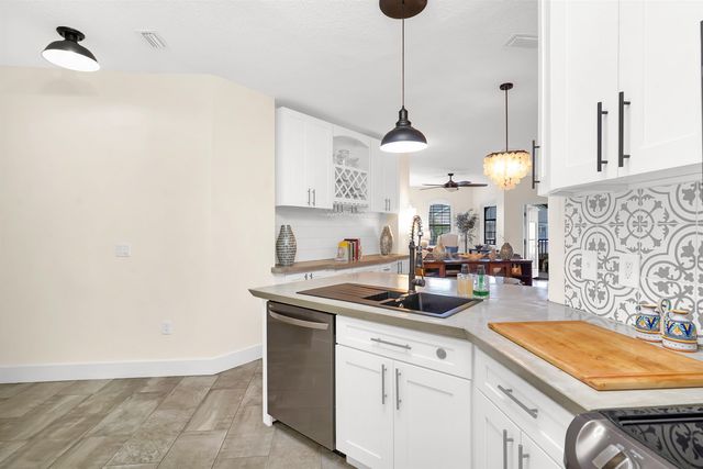 4629 Serena Cir, St Augustine, FL 32084