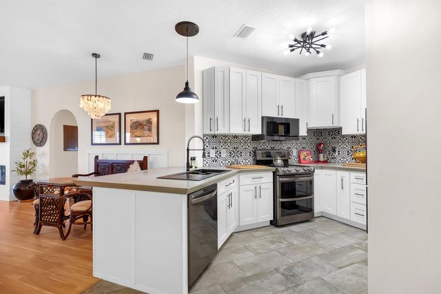 4629 Serena Cir, St Augustine, FL 32084