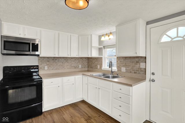 1106 S Dequincy Street, Indianapolis, IN 46203