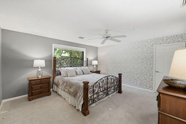 2719 Oak Tree Lane, Oakland Park, FL 33309