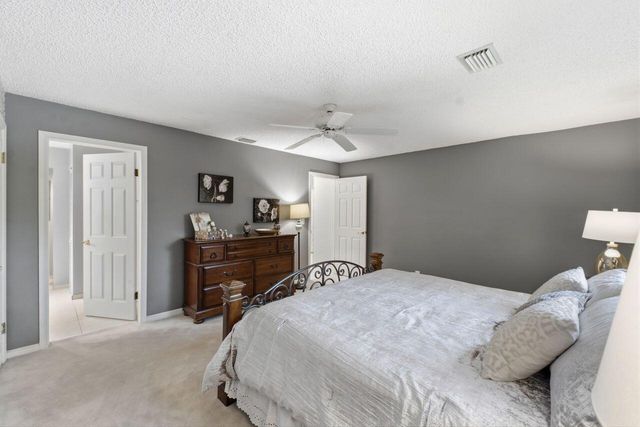 2719 Oak Tree Lane, Oakland Park, FL 33309
