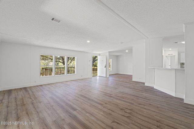 104 COUNTRY LIVING Road, Melrose, FL 32666