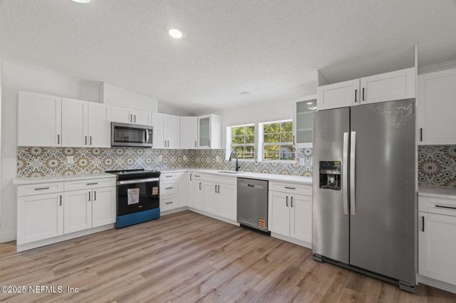 104 COUNTRY LIVING Road, Melrose, FL 32666