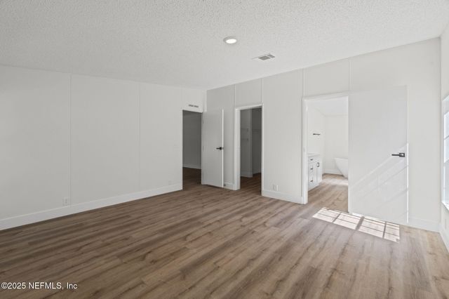 104 COUNTRY LIVING Road, Melrose, FL 32666