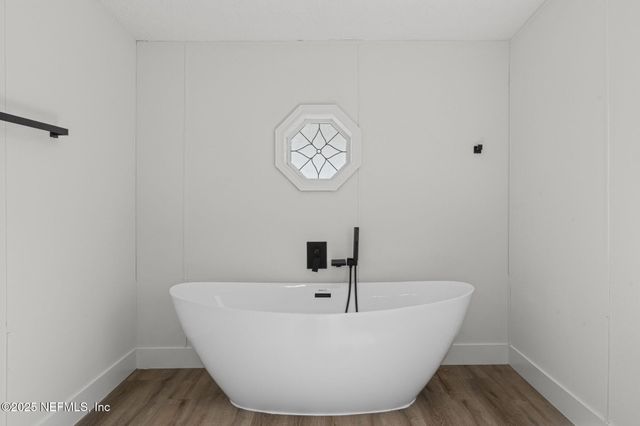 104 COUNTRY LIVING Road, Melrose, FL 32666