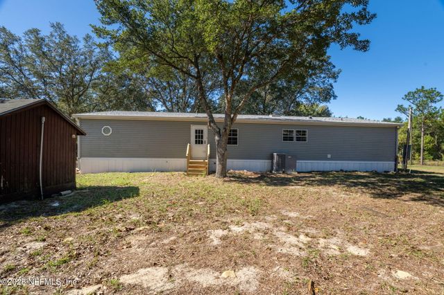 104 COUNTRY LIVING Road, Melrose, FL 32666