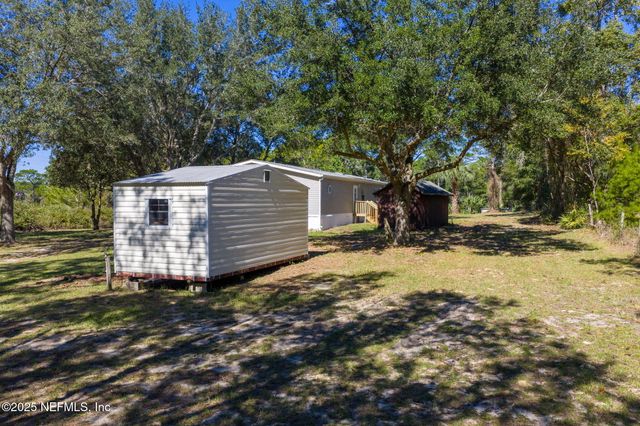 104 COUNTRY LIVING Road, Melrose, FL 32666