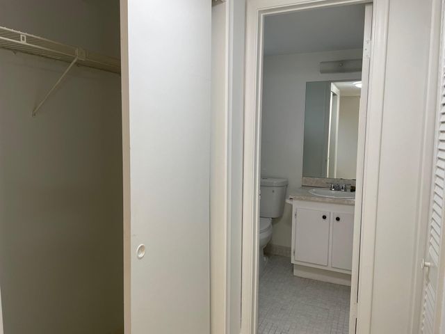 608 SW Natura Blvd 105, Deerfield Beach, FL 33441