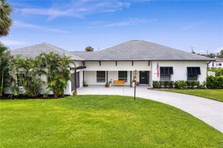 4091 13TH WAY NE, St Petersburg, FL 33703
