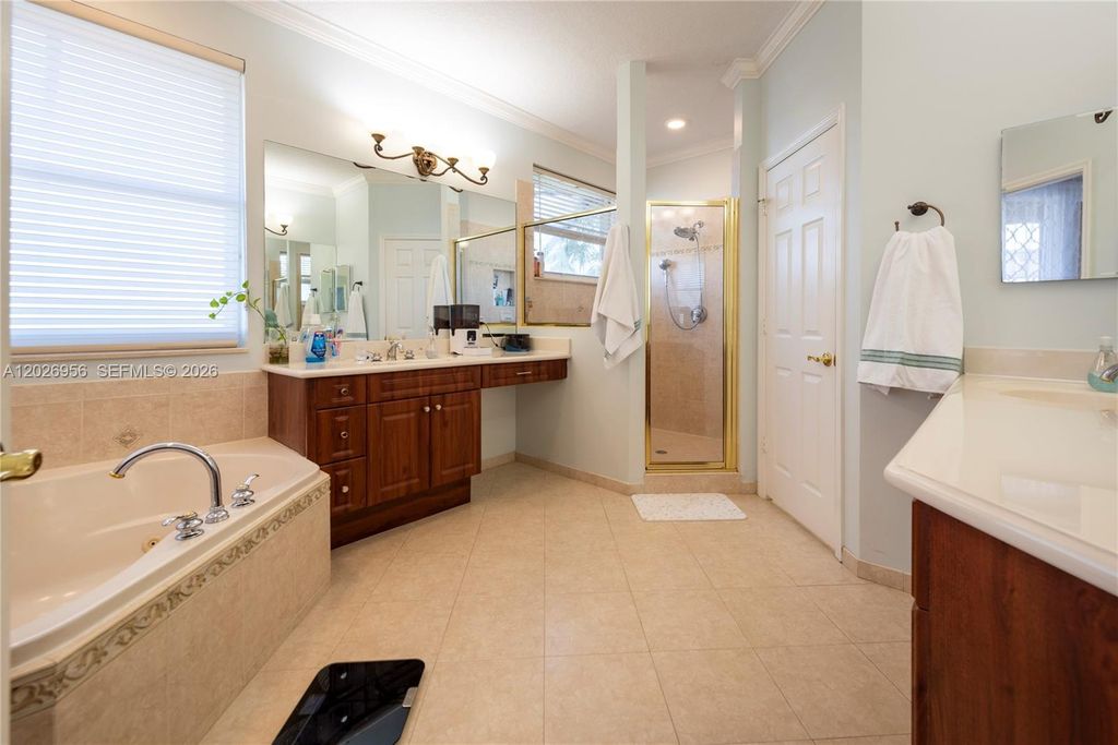Image 21 of property listing at 18991 SW 32nd St, Miramar, FL 33029