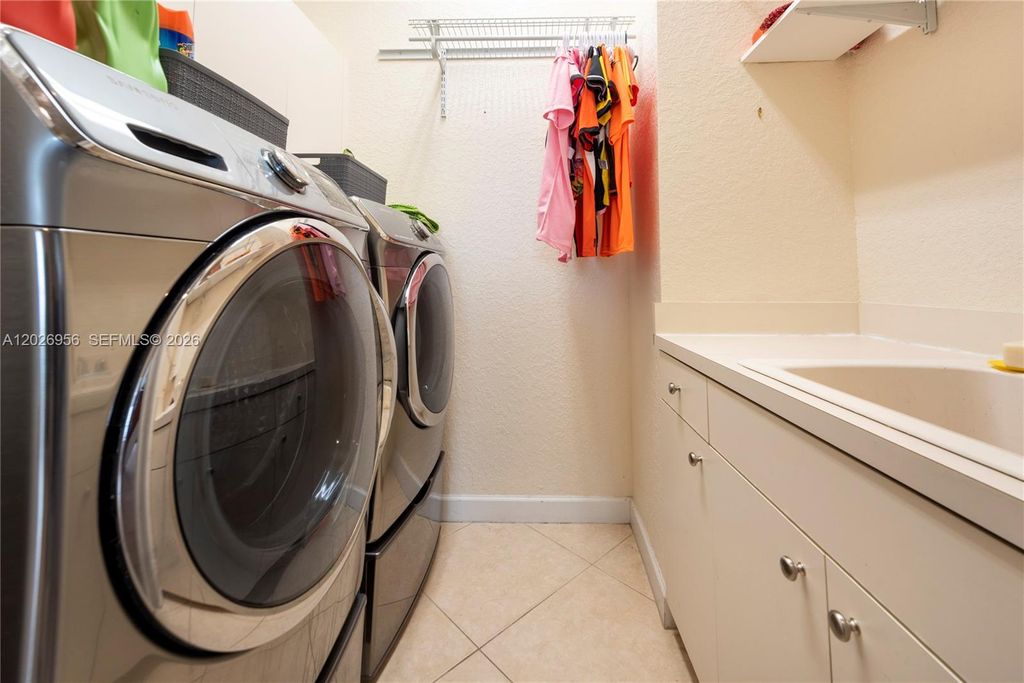 Image 29 of property listing at 18991 SW 32nd St, Miramar, FL 33029