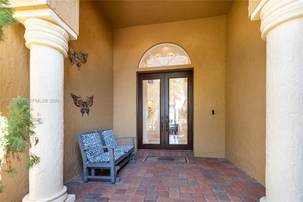 Image 3 of property listing at 18991 SW 32nd St, Miramar, FL 33029