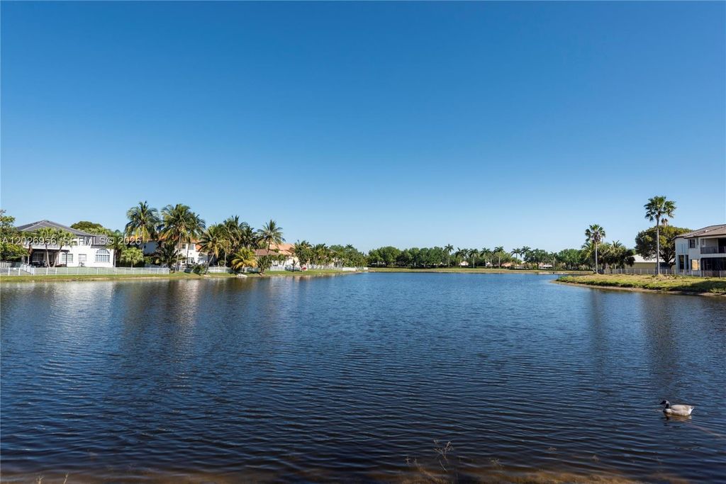 Image 41 of property listing at 18991 SW 32nd St, Miramar, FL 33029