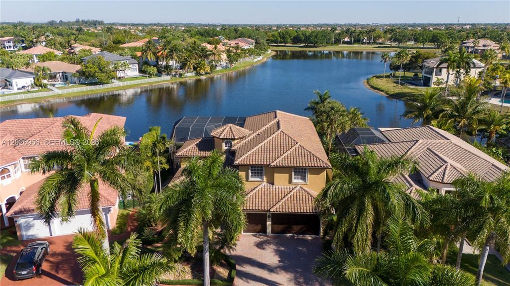 Image 42 of property listing at 18991 SW 32nd St, Miramar, FL 33029