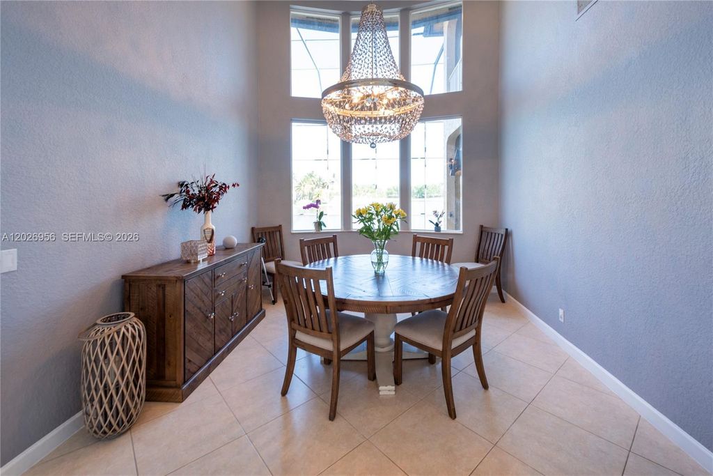 Image 5 of property listing at 18991 SW 32nd St, Miramar, FL 33029
