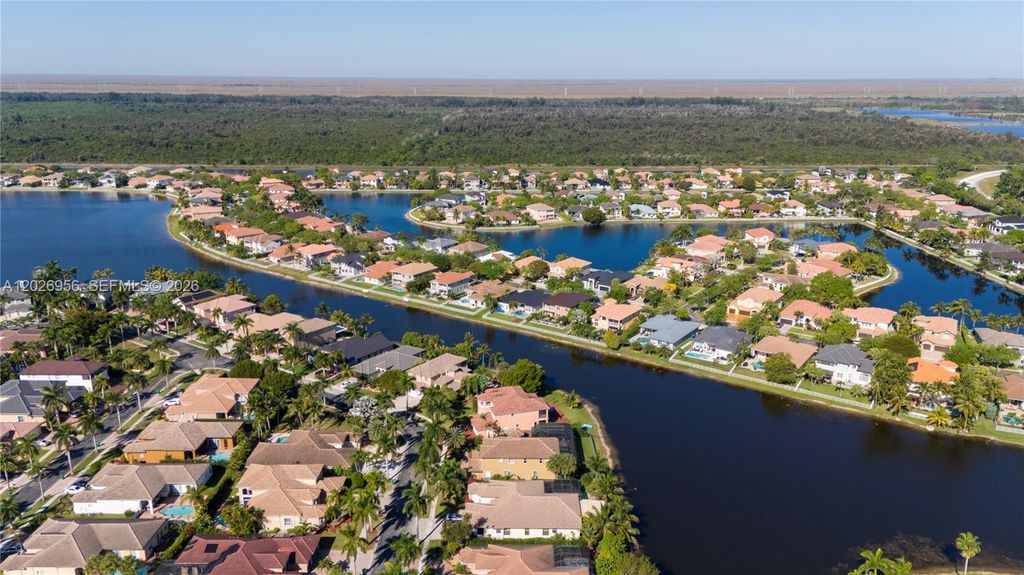 Image 50 of property listing at 18991 SW 32nd St, Miramar, FL 33029
