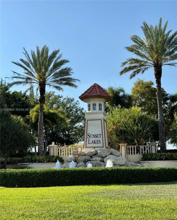Image 55 of property listing at 18991 SW 32nd St, Miramar, FL 33029