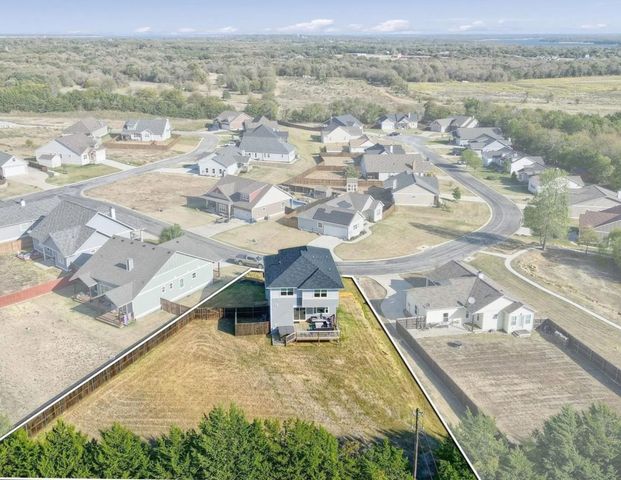 44 Willow Tree Lane, Pottsboro, TX 75076