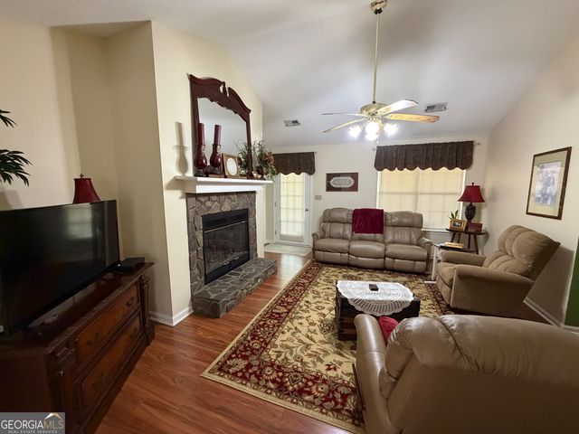 202 Kingswood Drive, Dublin, GA 31021