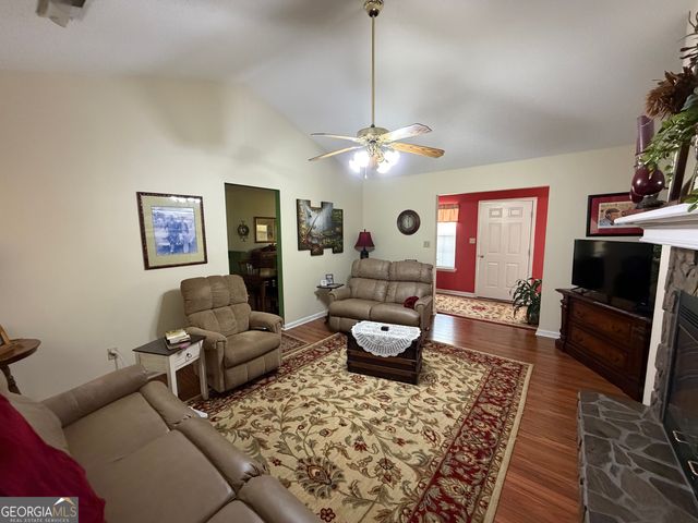 202 Kingswood Drive, Dublin, GA 31021