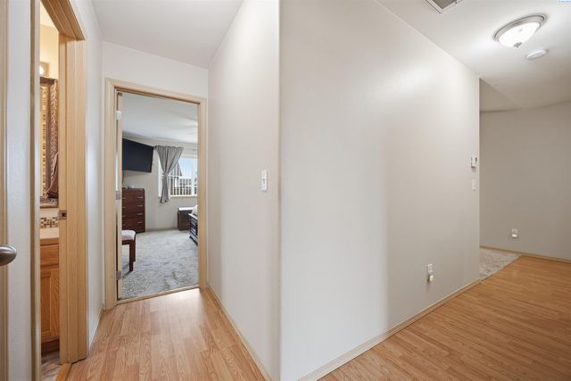 6302 Osburn Ct, West Richland, WA 99353