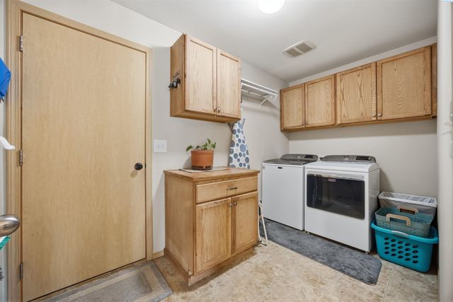 6302 Osburn Ct, West Richland, WA 99353