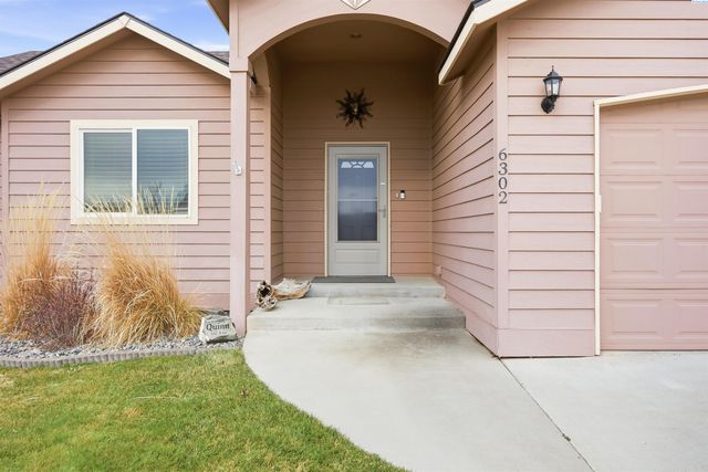 6302 Osburn Ct, West Richland, WA 99353